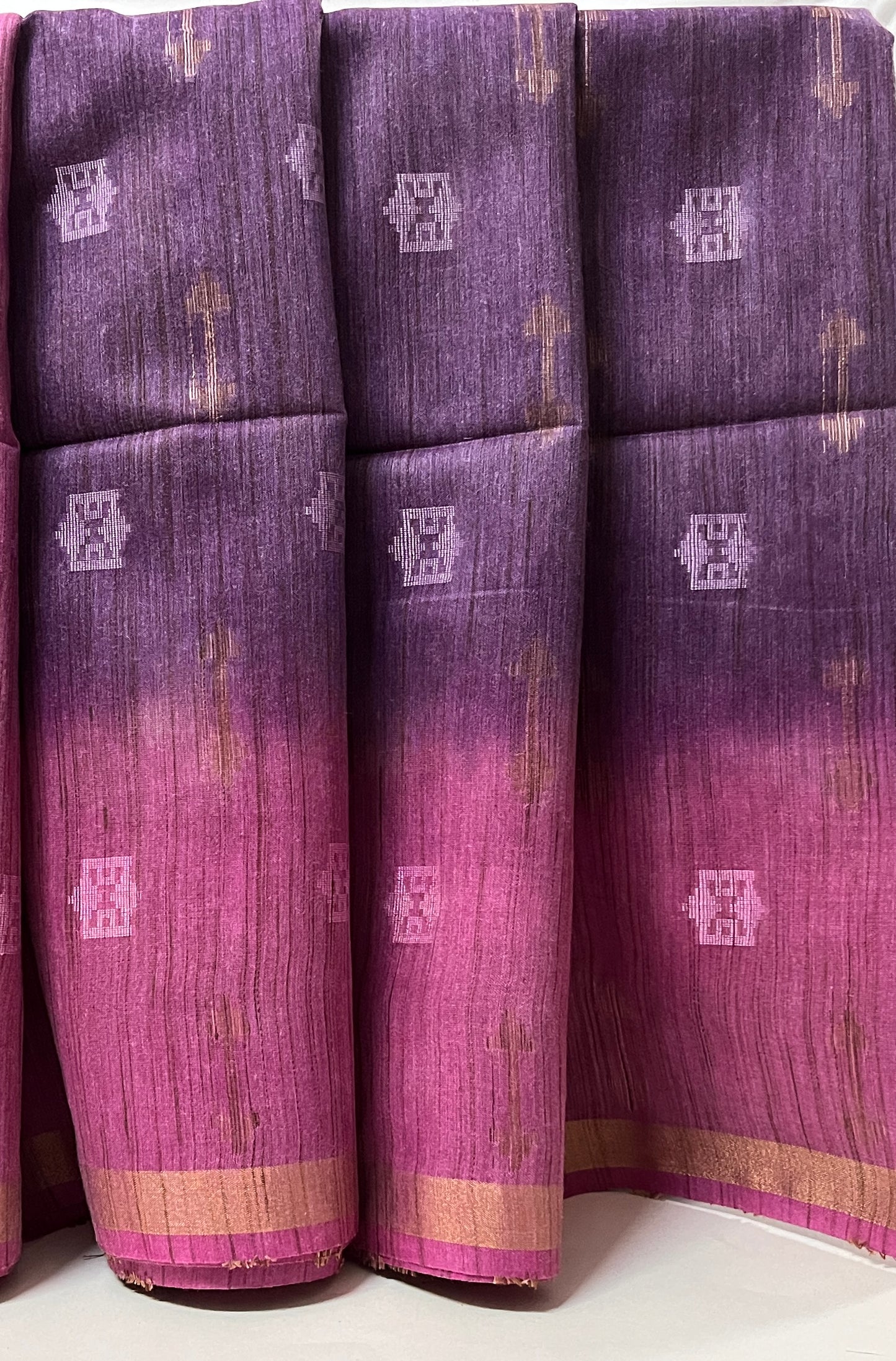 Ks 243 - Pink & Purple Dual-Tone Saree with Subtle Motifs & Elegant Border