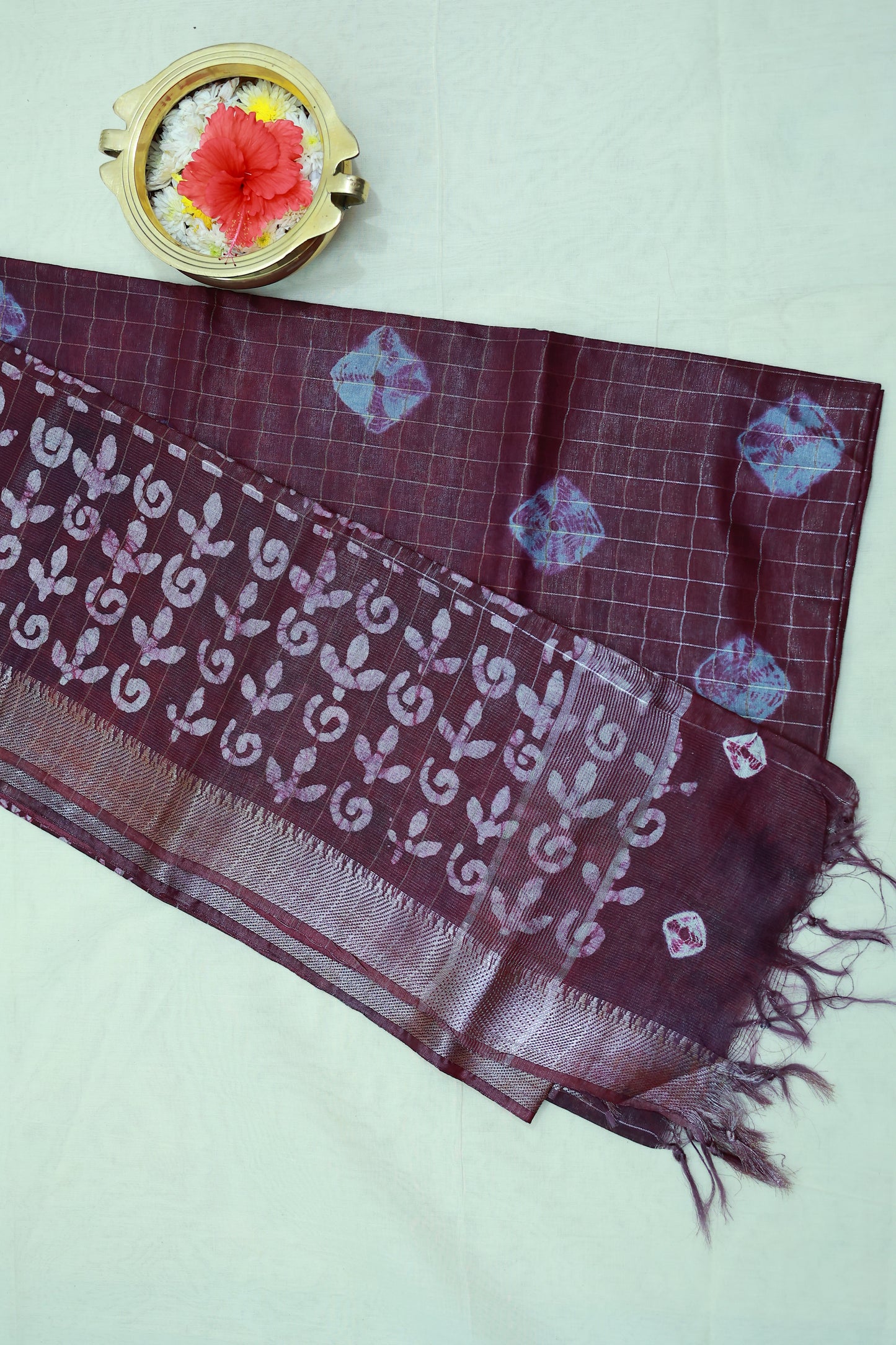 KS28 -Elegant Handwoven maroon Linen Saree