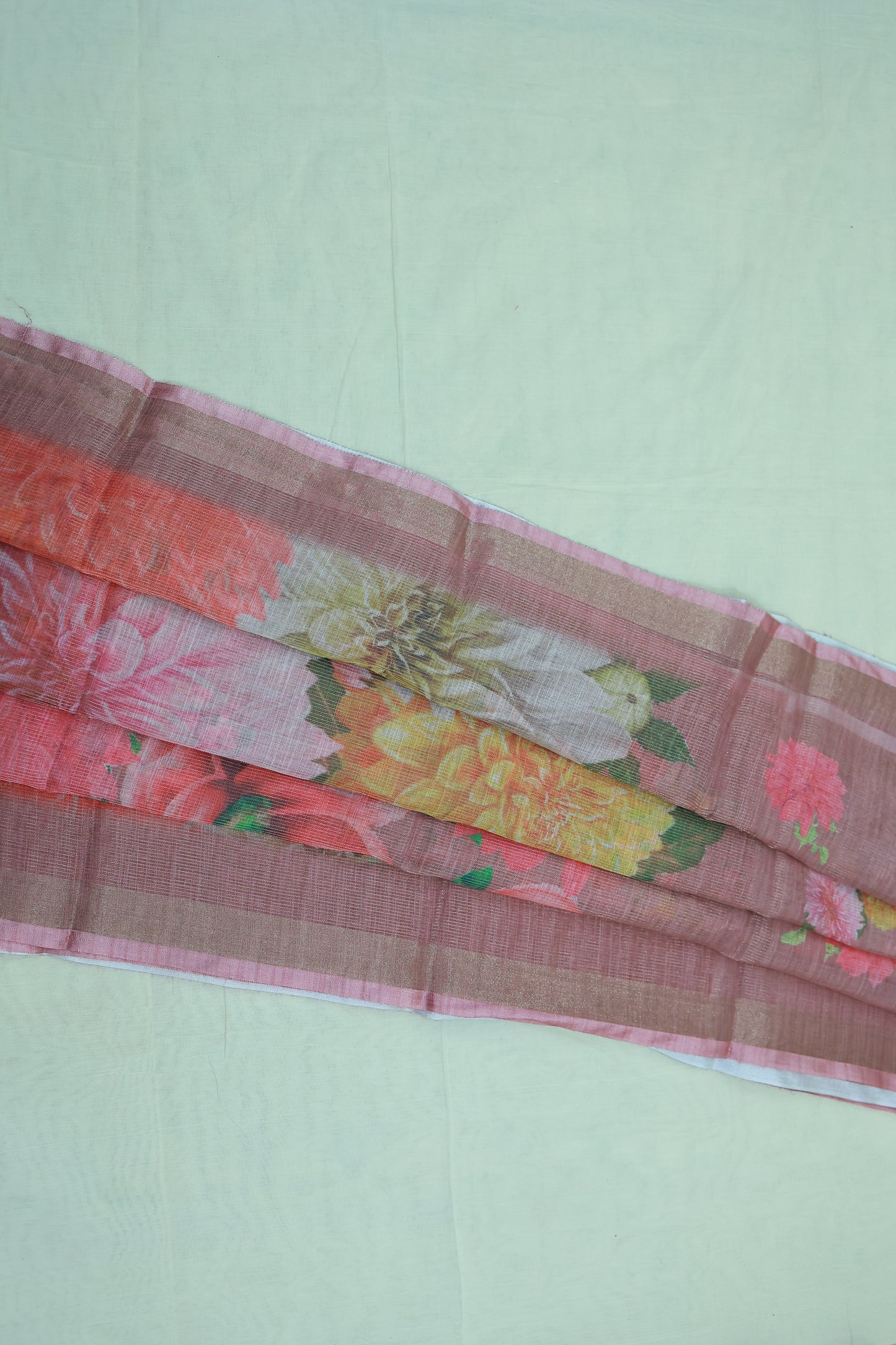 KS15 -Elegant Handwoven Linen Saree