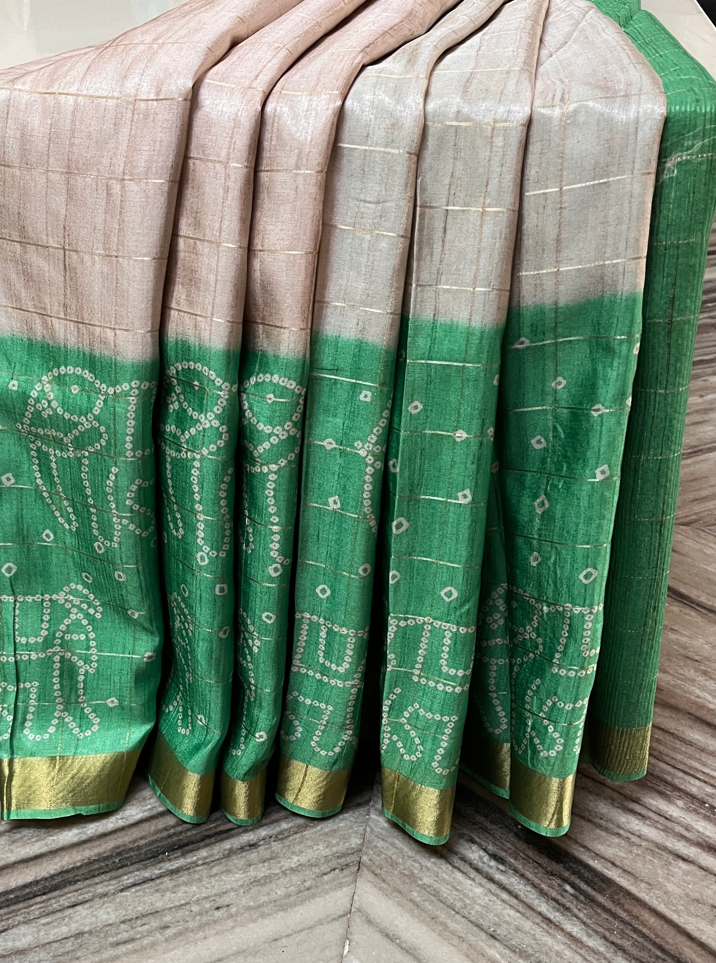 CAS201 - Green and silver grey Bandhani Saree