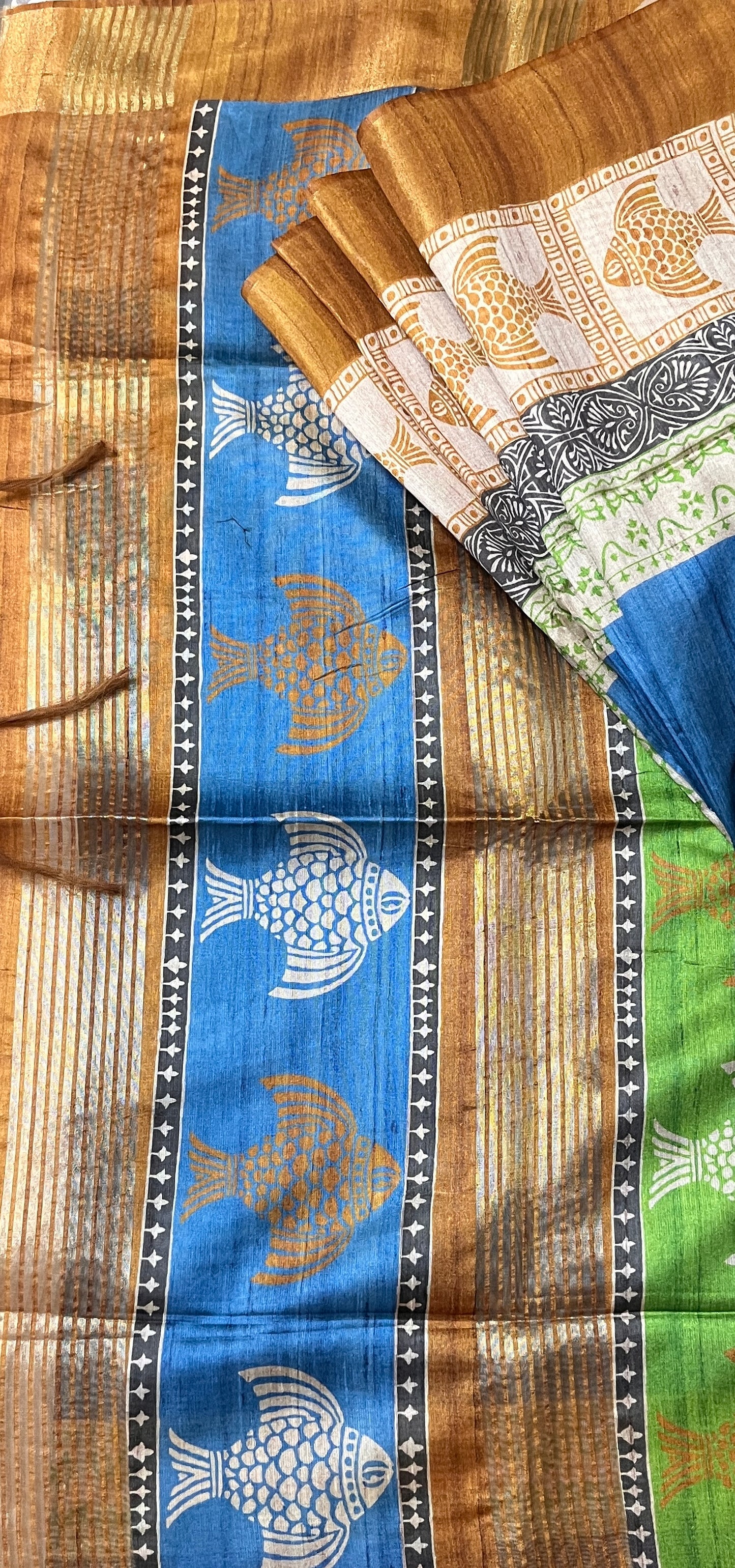 CAS206 - Deep royal blue with pale gold silk blended saree