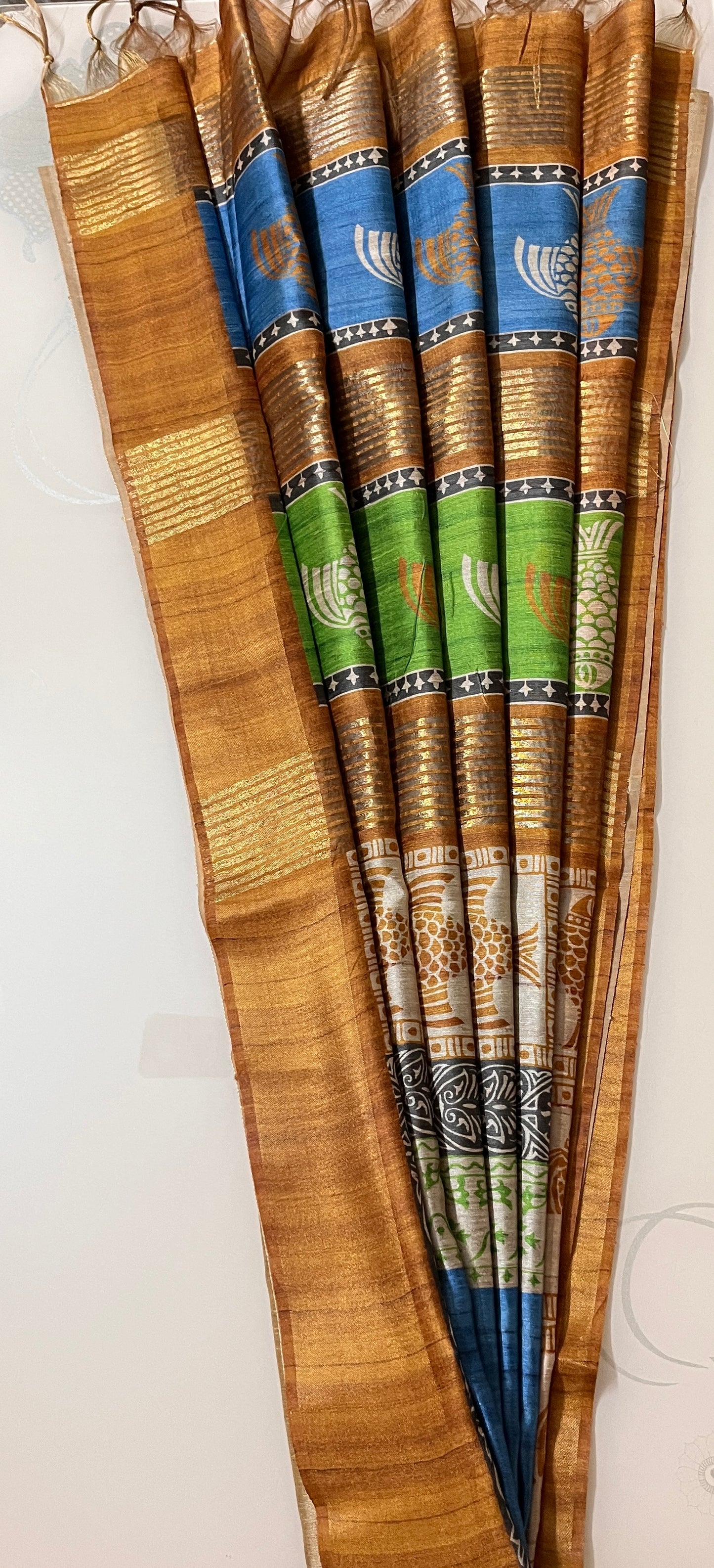 CAS206 - Deep royal blue with pale gold silk blended saree