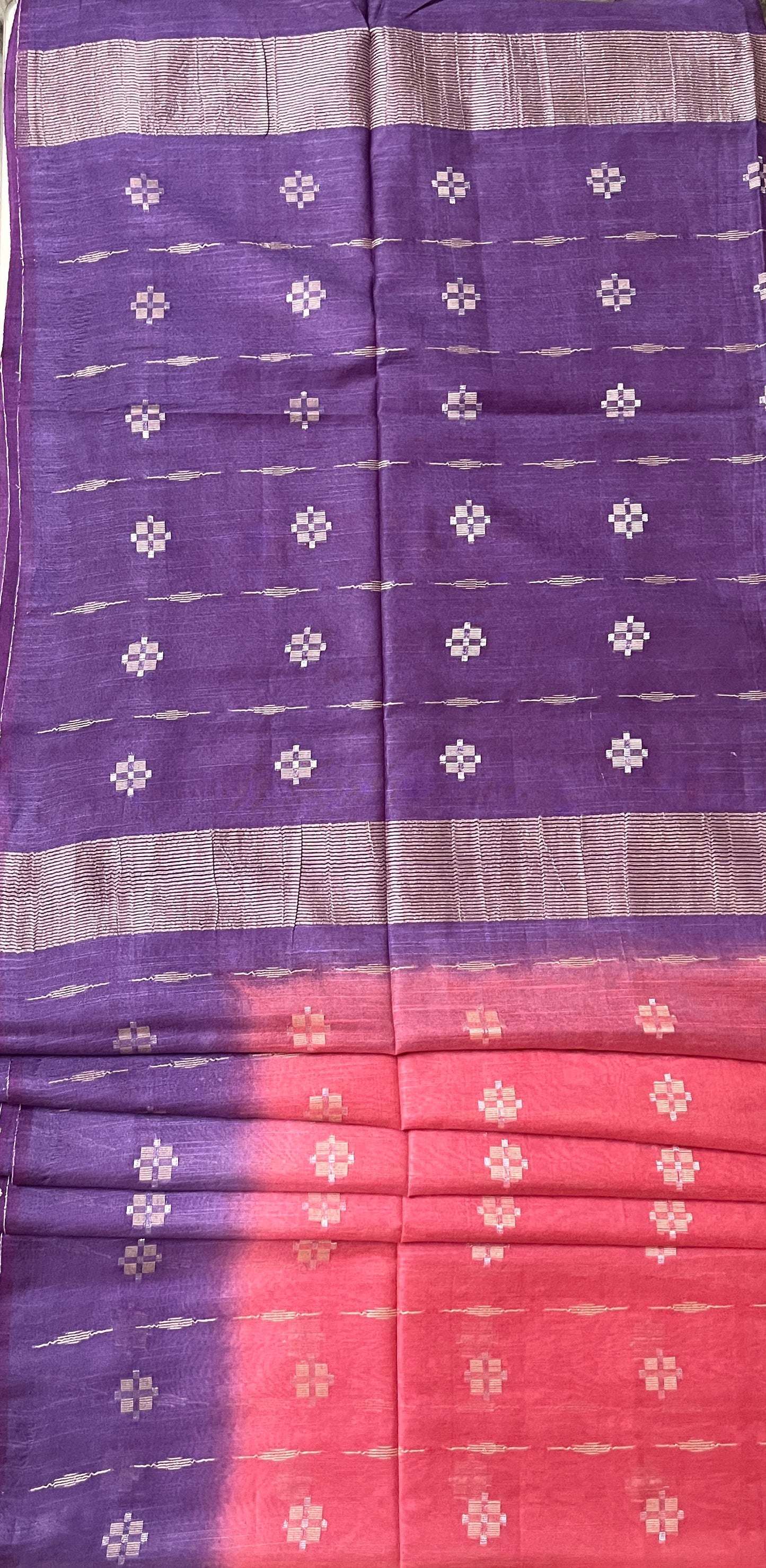 CAS169 - Deep purple and bright pink Ikat inspired saree