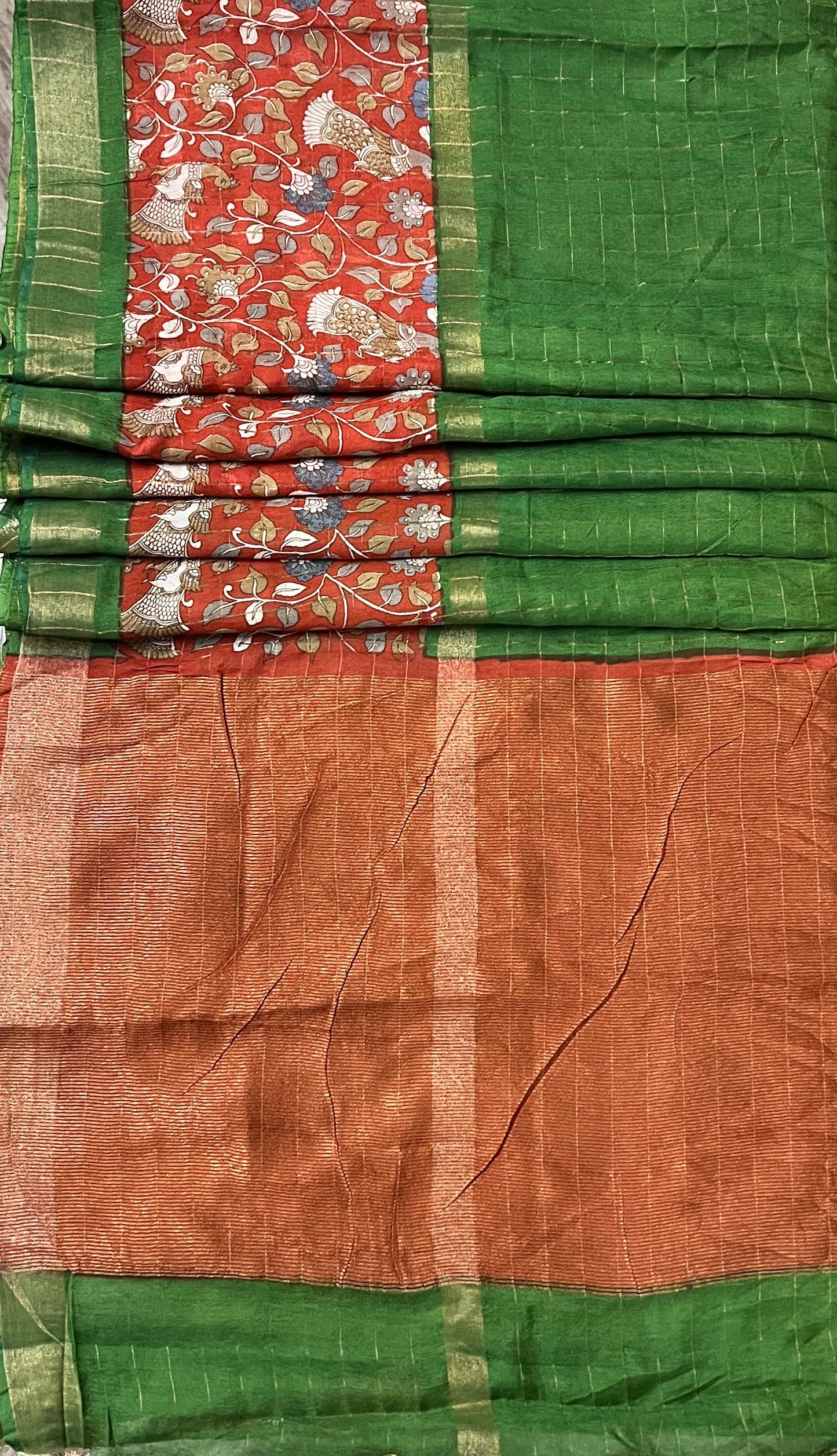 CAS196 - Bottle green body with rich red pallu saree