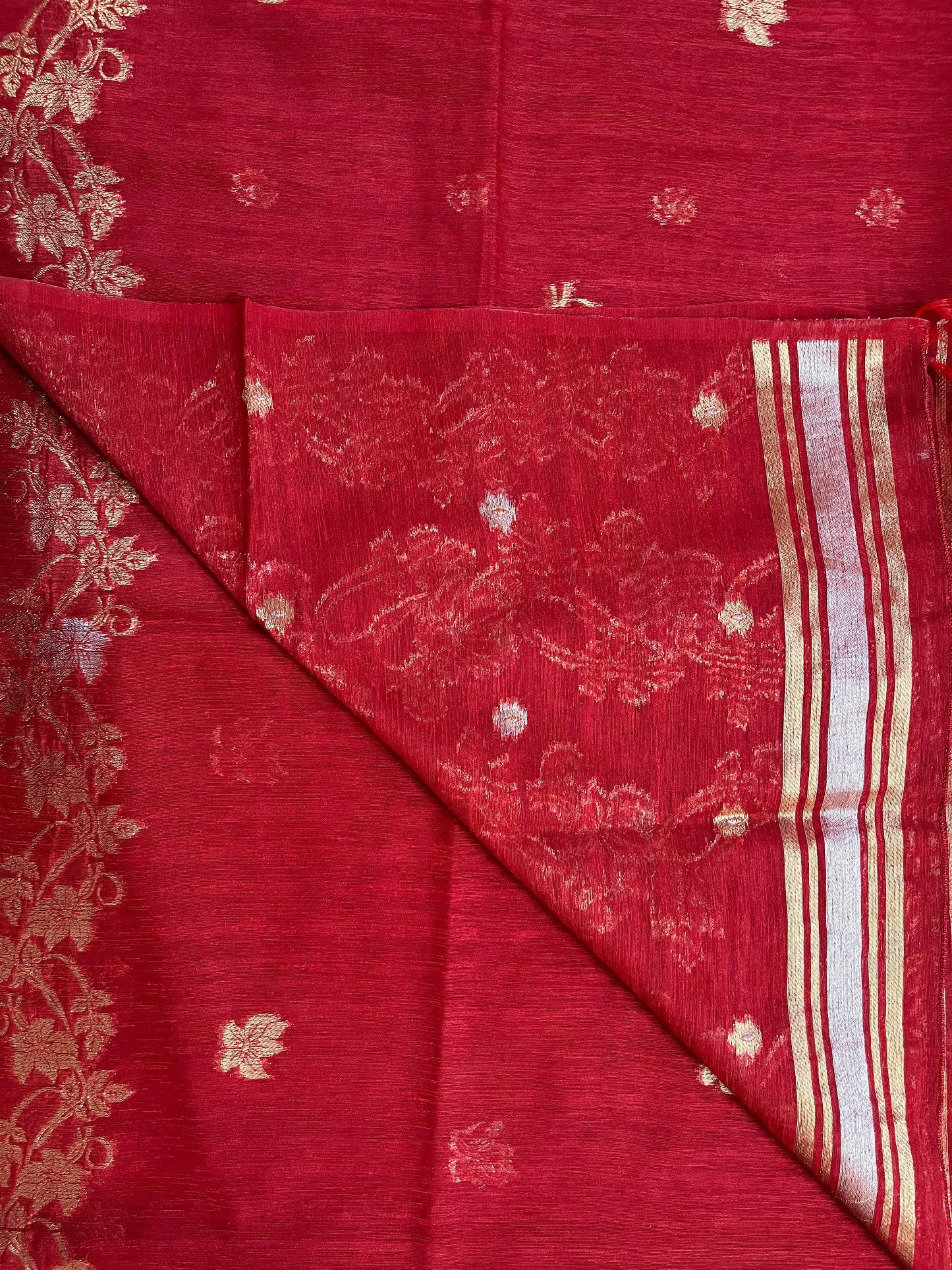 Ks 247 - Classic Red Saree with Elegant Gold Floral Weaving