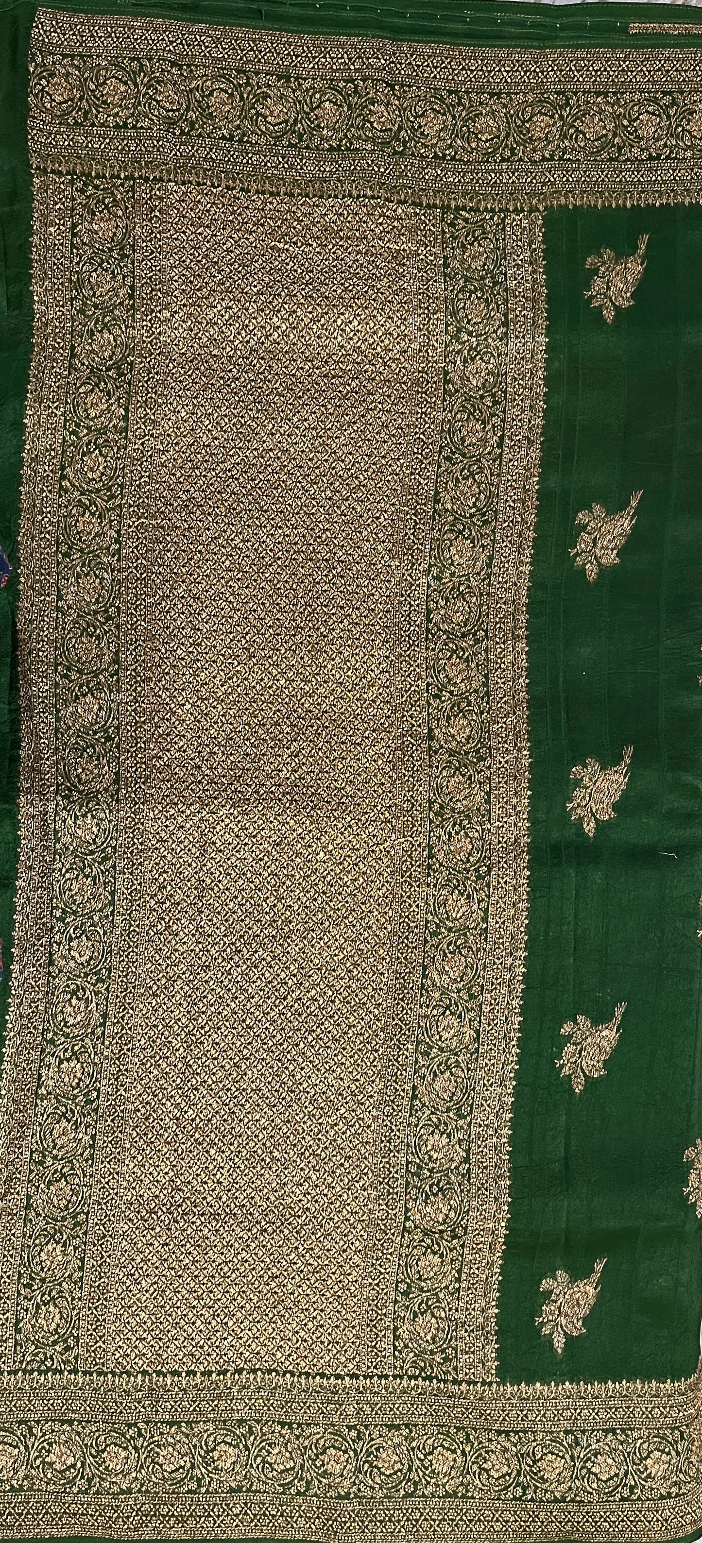Ks 210 - Regal Emerald Green Zari Woven Saree