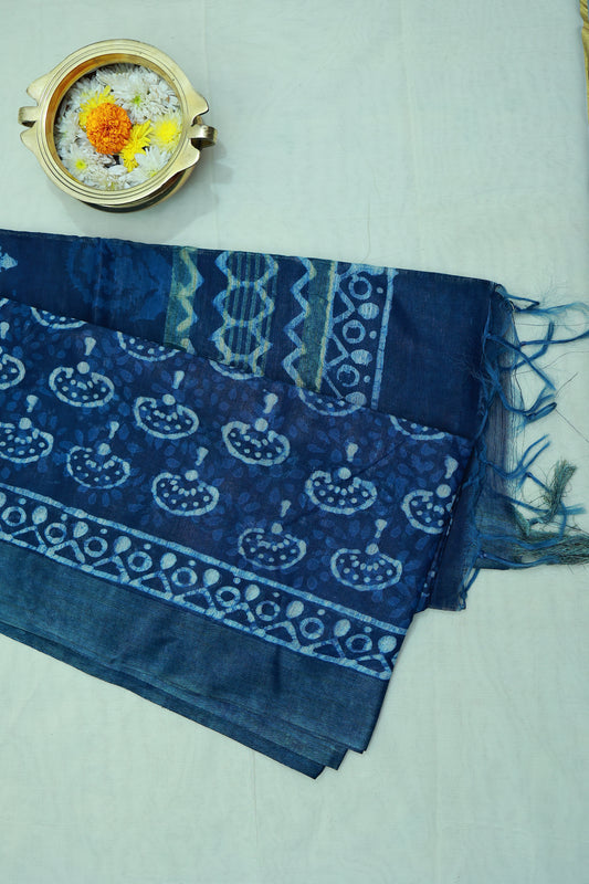 KS16 - Indigo Handcrafted Dabu Print Cotton Saree