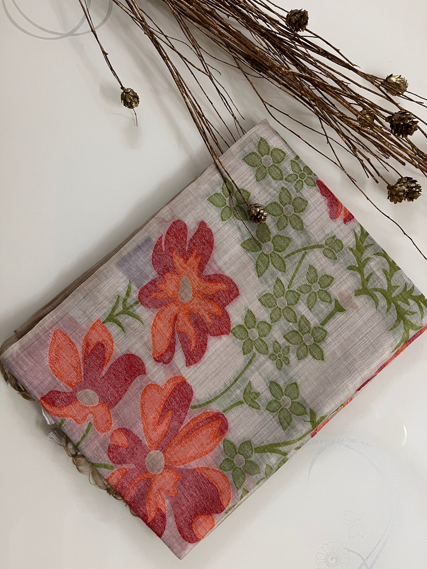 KS290 - Floral printed linen saree
