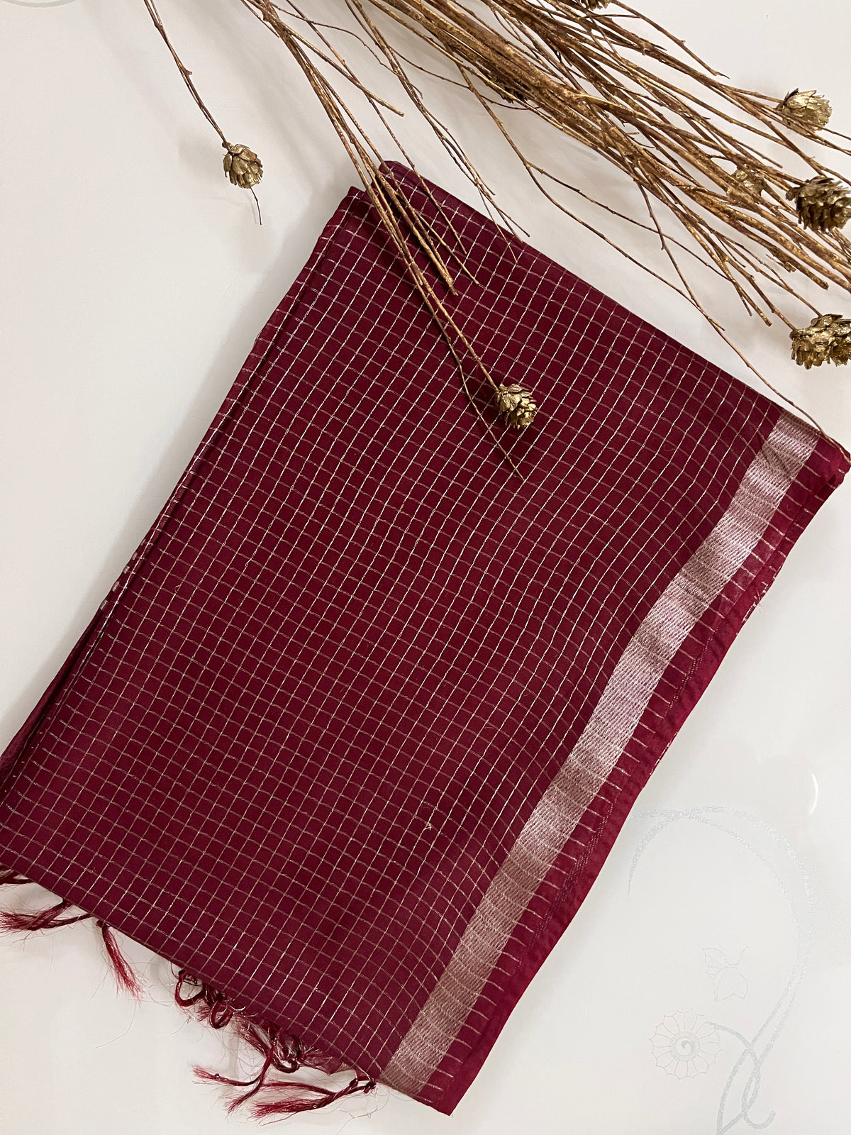 KS179 - Beautiful maroon checked saree