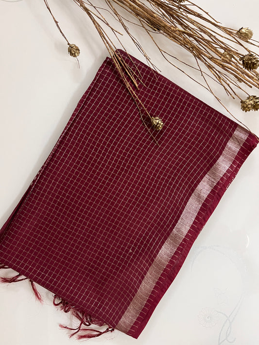 KS179 - Beautiful maroon checked saree