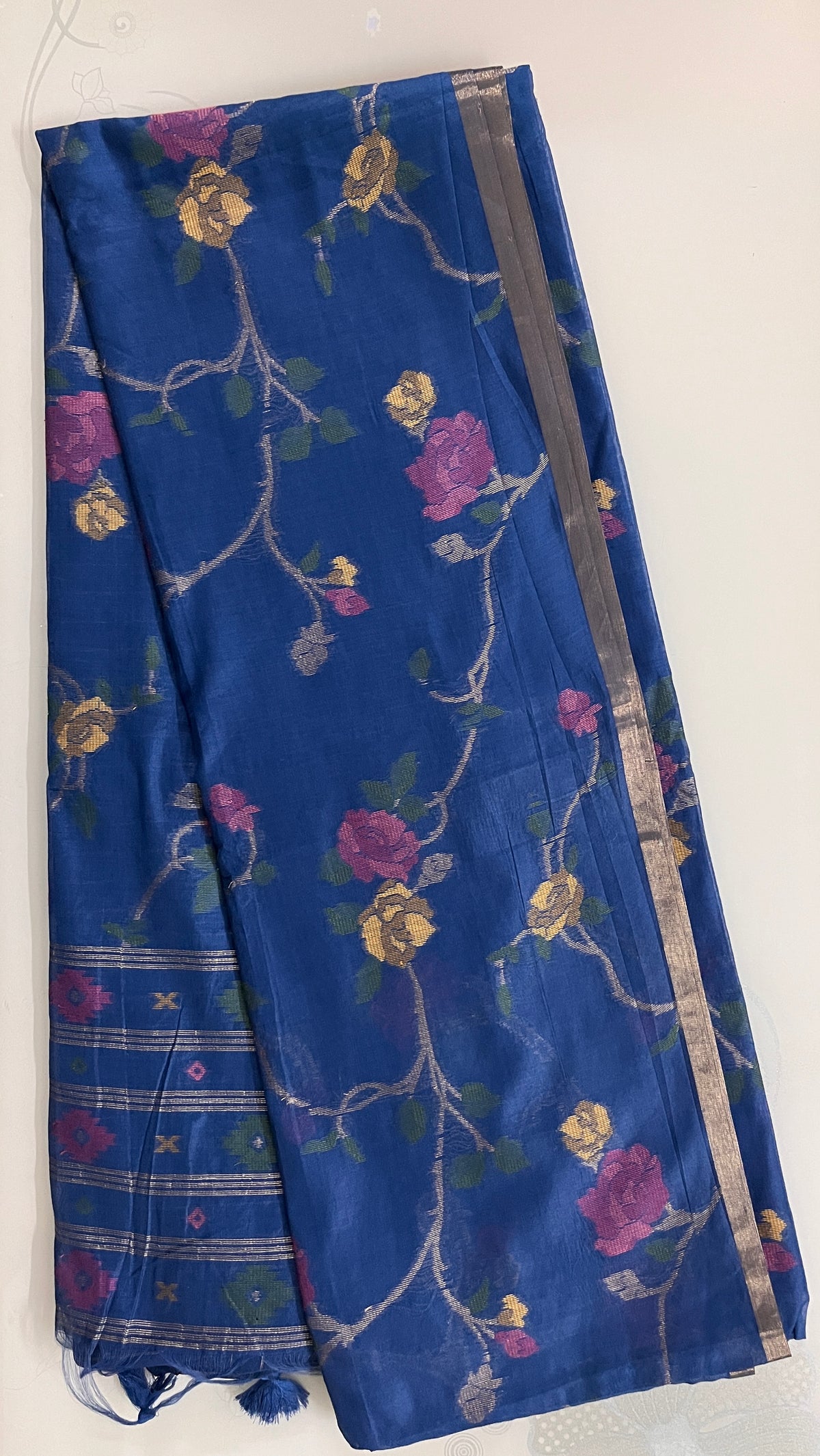 KS295 -Floral vine weave navy blue saree