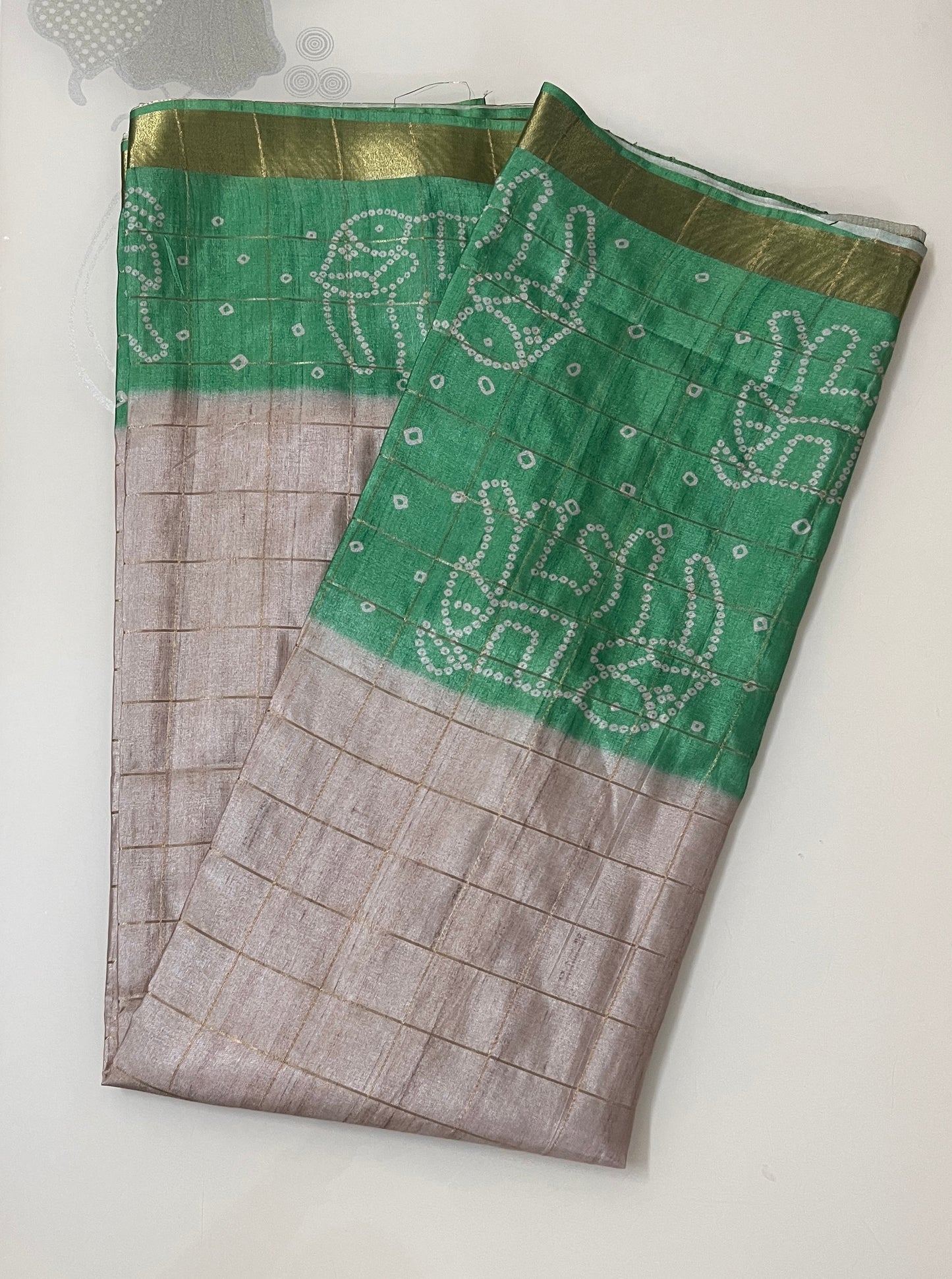 CAS201 - Green and silver grey Bandhani Saree